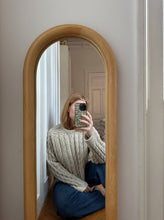 Load image into Gallery viewer, Sweater No. 29 - ENGLISH