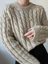 Load image into Gallery viewer, Sweater No. 29 - ENGLISH