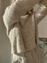 Load image into Gallery viewer, Sweater No. 28 - DEUTSCH