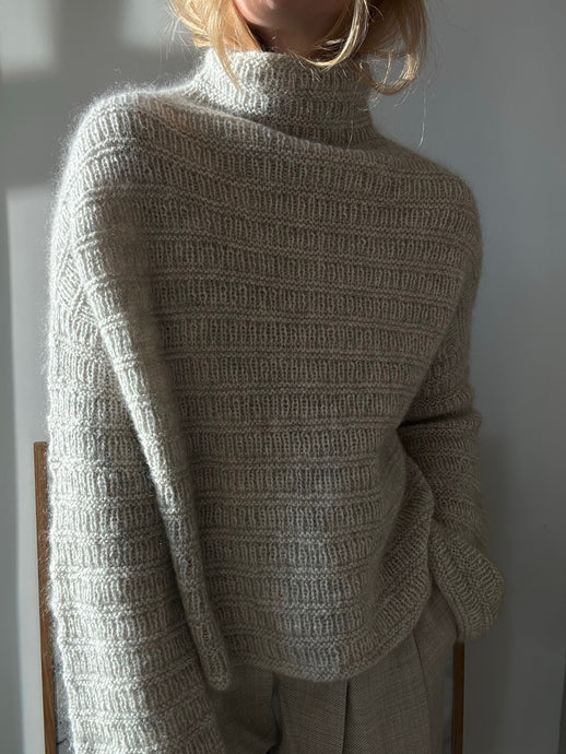 Sweater No. 28 - DANSK