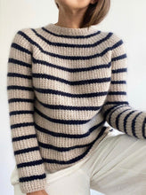 Load image into Gallery viewer, Sweater No. 12 - DEUTSCH