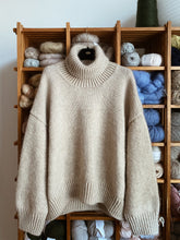 Load image into Gallery viewer, Sweater No. 11 - DEUTSCH