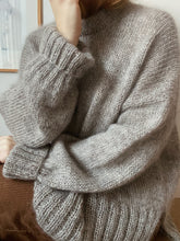 Load image into Gallery viewer, Sweater No. 14 - FRANÇAIS