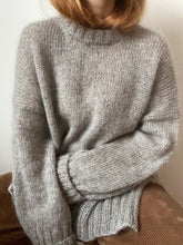 Load image into Gallery viewer, Sweater No. 14 - ESPAÑOL