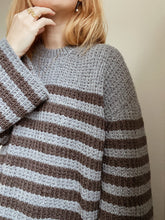 Load image into Gallery viewer, Sweater No. 17 - DANSK