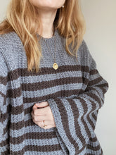 Load image into Gallery viewer, Sweater No. 17 - NORSK