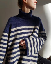 Load image into Gallery viewer, Sweater No. 17 - ENGLISH