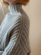 Load image into Gallery viewer, Sweater No. 19 - DEUTSCH