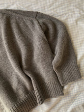 Load image into Gallery viewer, Sweater No. 23 - ENGLISH