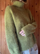 Load image into Gallery viewer, Sweater No. 25 - SVENSKA