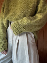 Load image into Gallery viewer, Sweater No. 25 - FRANÇAIS